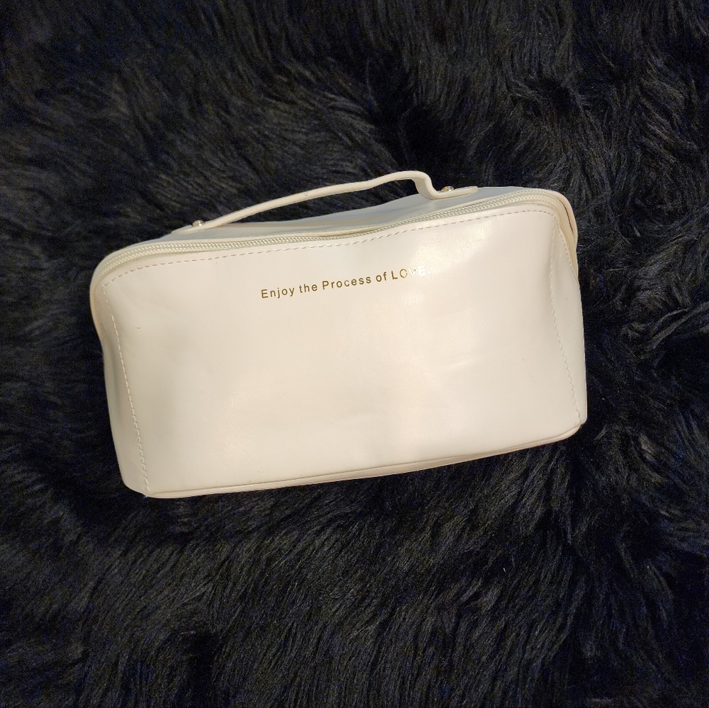 Beige large capacity travel makeup bag